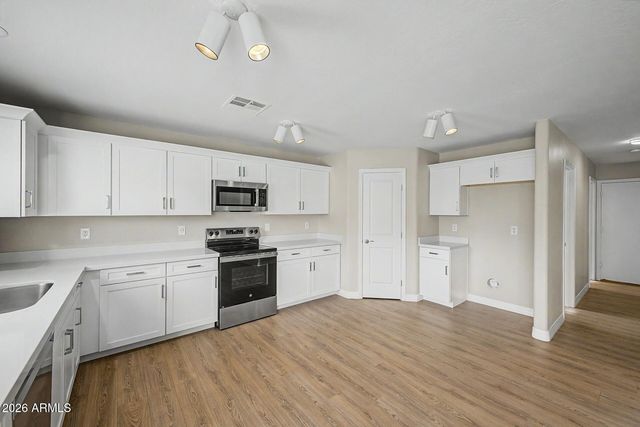 11633 W OGLESBY Avenue, Youngtown, AZ 85363