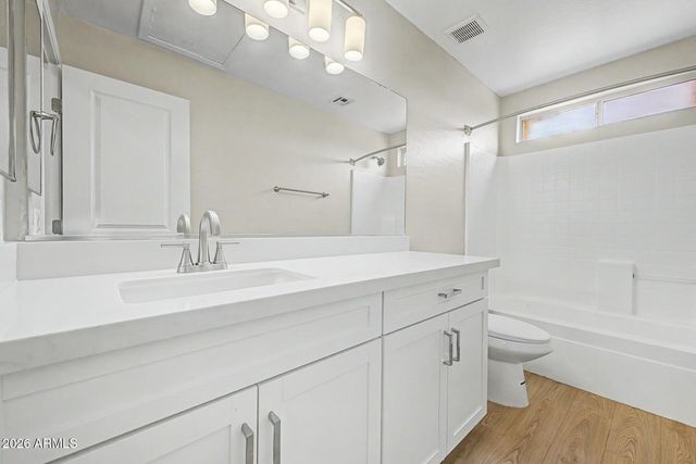 11633 W OGLESBY Avenue, Youngtown, AZ 85363