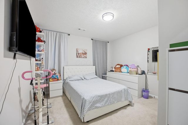 6828 Frey Lane, Reynoldsburg, OH 43068