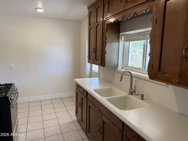 598 W Flint Street, Chandler, AZ 85225