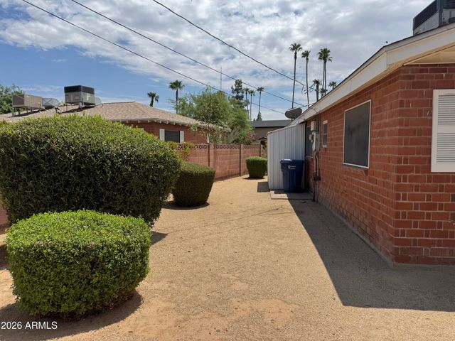 598 W Flint Street, Chandler, AZ 85225