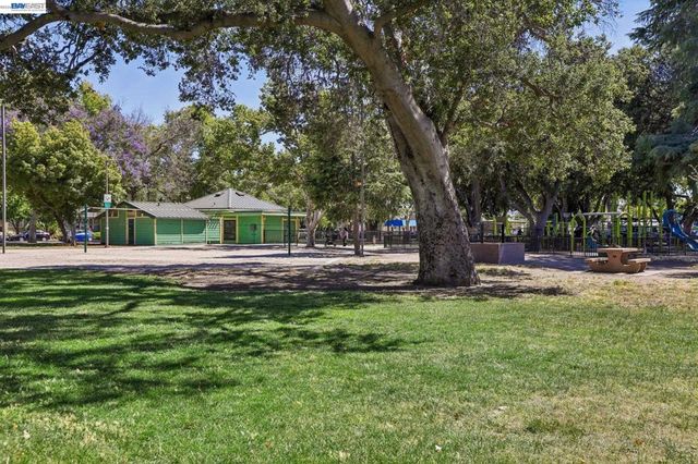 580 N 15Th St, San Jose, CA 95112