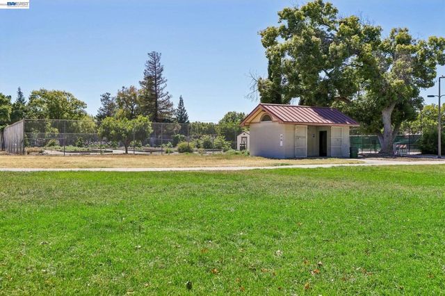 580 N 15Th St, San Jose, CA 95112
