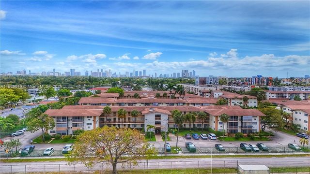 17001 NE 13th Ave 202, Miami, FL 33162