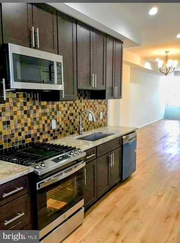 1529 N BOND ST, Baltimore, MD 21213