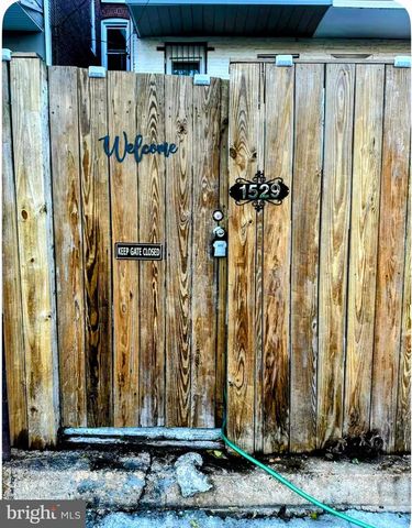 1529 N BOND ST, Baltimore, MD 21213