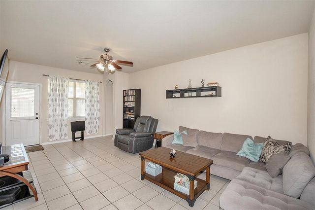 1911 Vineyard Bend Court, Pearland, TX 77581