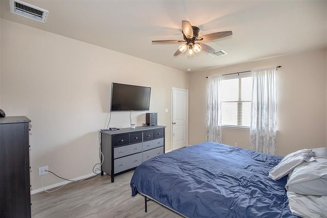 1911 Vineyard Bend Court, Pearland, TX 77581