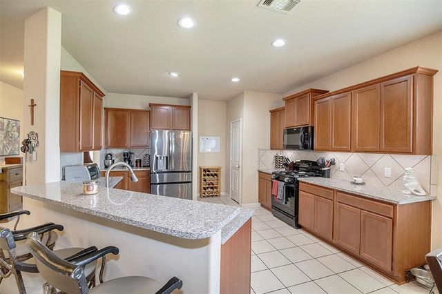 1911 Vineyard Bend Court, Pearland, TX 77581