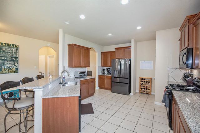1911 Vineyard Bend Court, Pearland, TX 77581