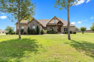 4033 Vineyard Way, Alexander, AR 72002
