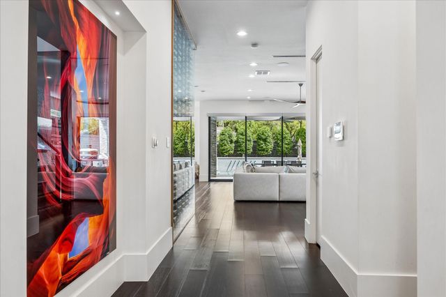 3814 Drake Street, Houston, TX 77005