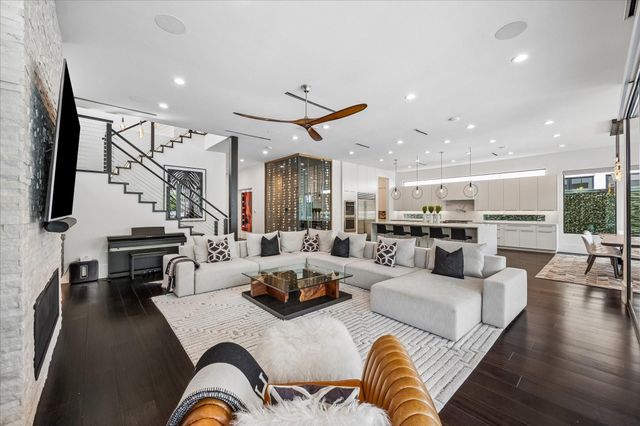 3814 Drake Street, Houston, TX 77005