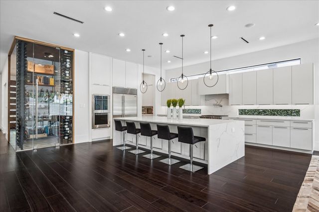 3814 Drake Street, Houston, TX 77005