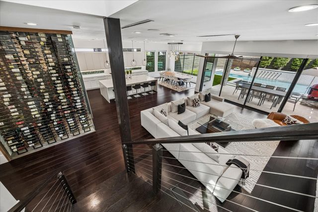 3814 Drake Street, Houston, TX 77005