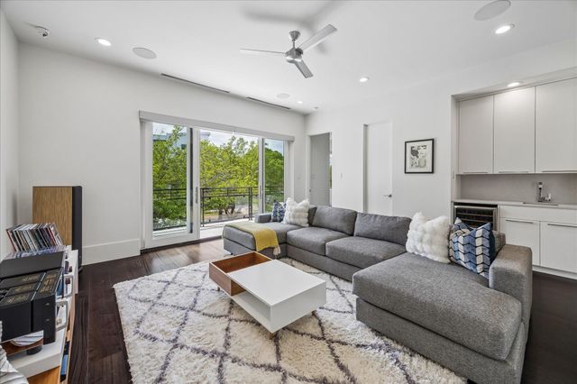 3814 Drake Street, Houston, TX 77005