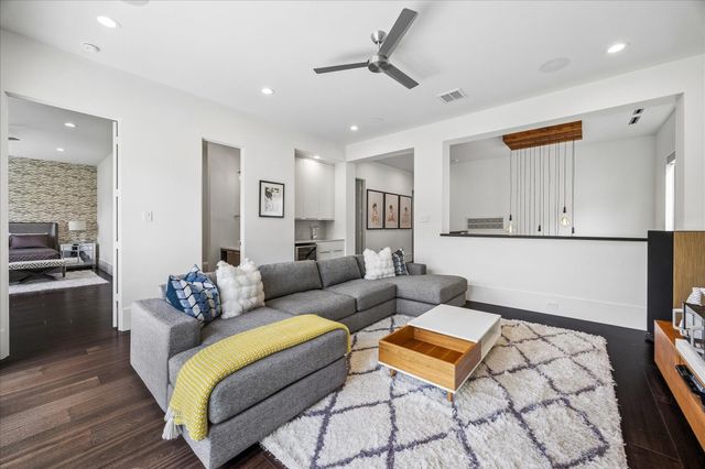 3814 Drake Street, Houston, TX 77005