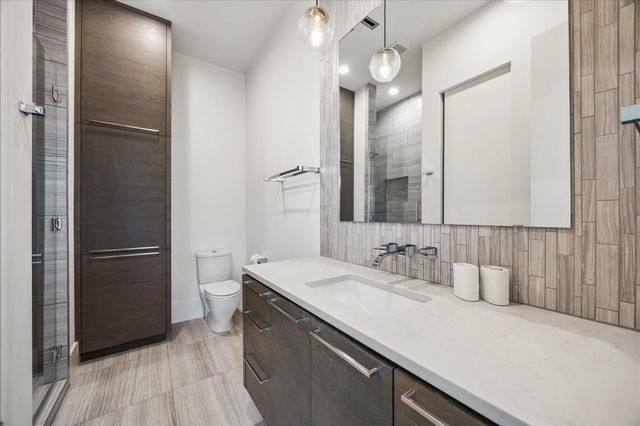 3814 Drake Street, Houston, TX 77005