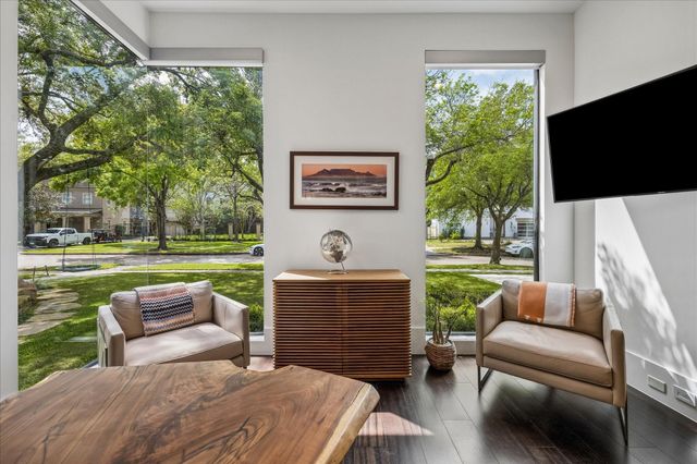 3814 Drake Street, Houston, TX 77005