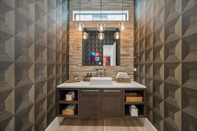 3814 Drake Street, Houston, TX 77005