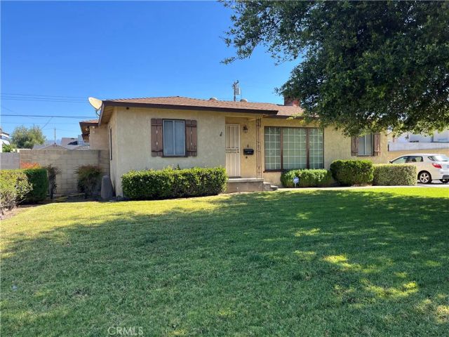 1035 E Vine, West Covina, CA 91790