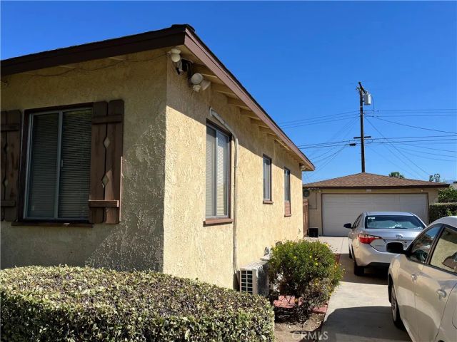 1035 E Vine, West Covina, CA 91790