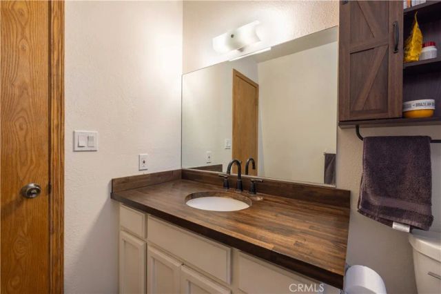 809 C, Big Bear City, CA 92314