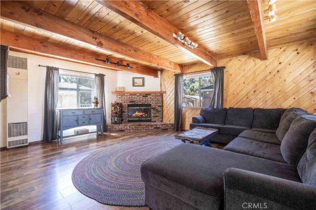809 C, Big Bear City, CA 92314