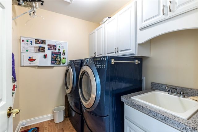 6357 Vintage Court, Lockport Town, NY 14094