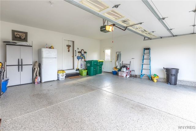 6357 Vintage Court, Lockport Town, NY 14094