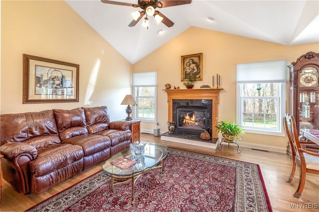 6357 Vintage Court, Lockport Town, NY 14094