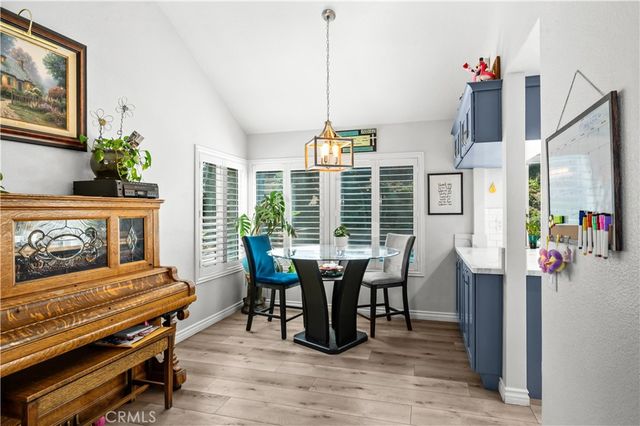 19465 Kinnow, Riverside, CA 92508