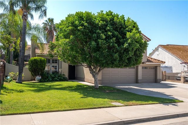 19465 Kinnow, Riverside, CA 92508