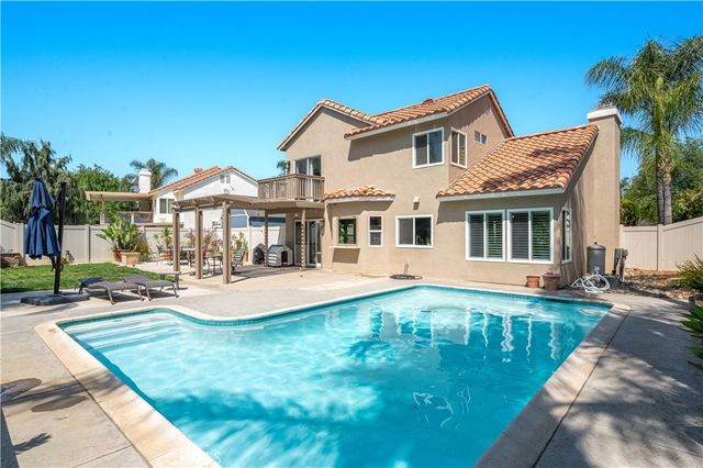 19465 Kinnow, Riverside, CA 92508