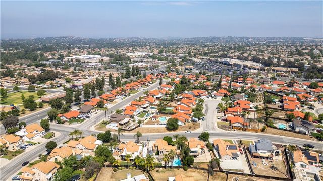 19465 Kinnow, Riverside, CA 92508