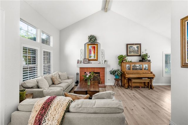 19465 Kinnow, Riverside, CA 92508