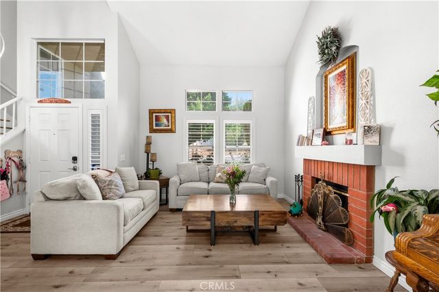 19465 Kinnow, Riverside, CA 92508