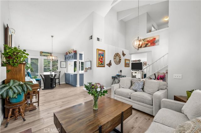 19465 Kinnow, Riverside, CA 92508