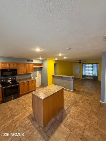 2474 E JOHN CABOT Road, Phoenix, AZ 85032