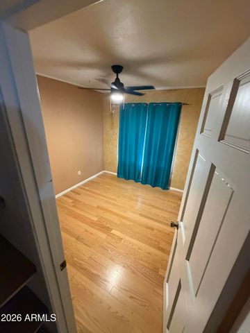 2474 E JOHN CABOT Road, Phoenix, AZ 85032