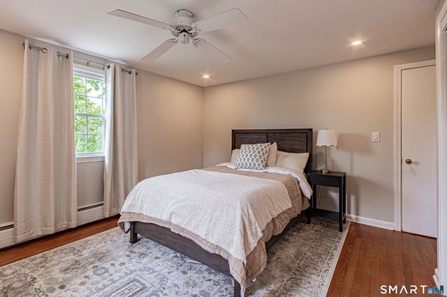 38 Mountain Road, Woodbury, CT 06798