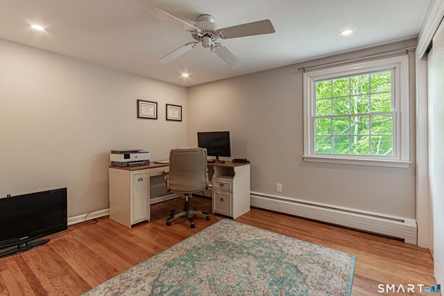 38 Mountain Road, Woodbury, CT 06798