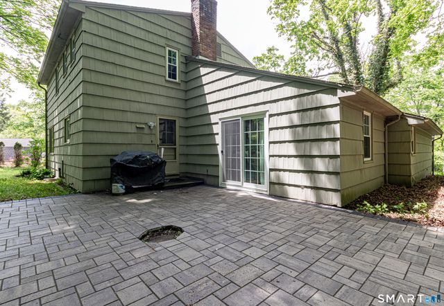38 Mountain Road, Woodbury, CT 06798