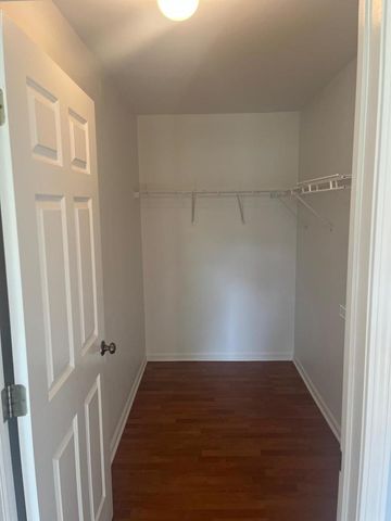 2947 Rutland Circle 101, Naperville, IL 60564