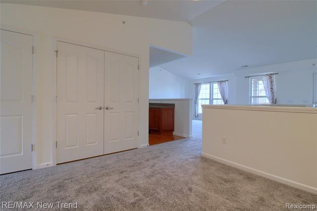28021 Hopkins Drive, Novi, MI 48377
