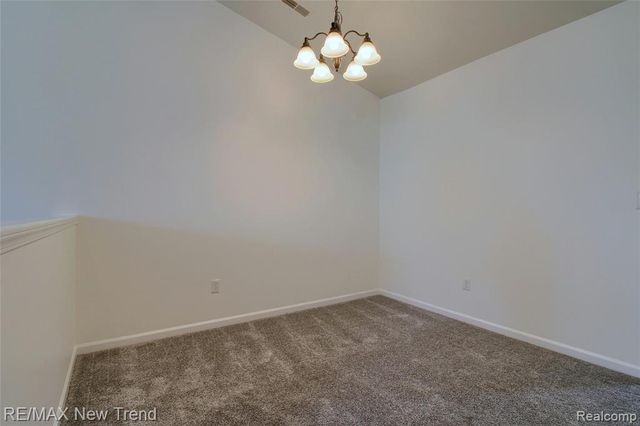 28021 Hopkins Drive, Novi, MI 48377
