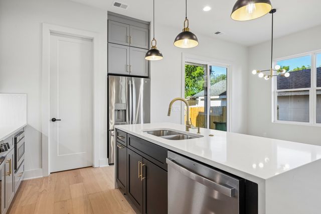 6335B Columbia Ave, Nashville, TN 37209