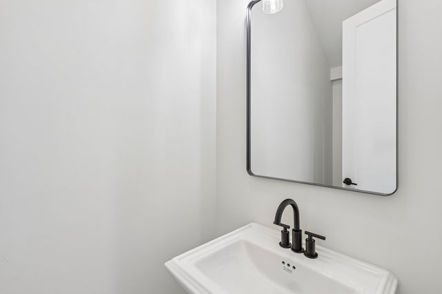 6335B Columbia Ave, Nashville, TN 37209