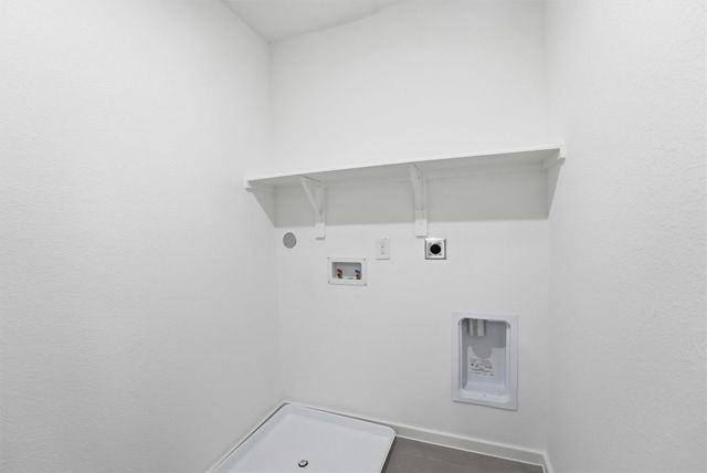 6814 Bens Landing, Cove, TX 77523