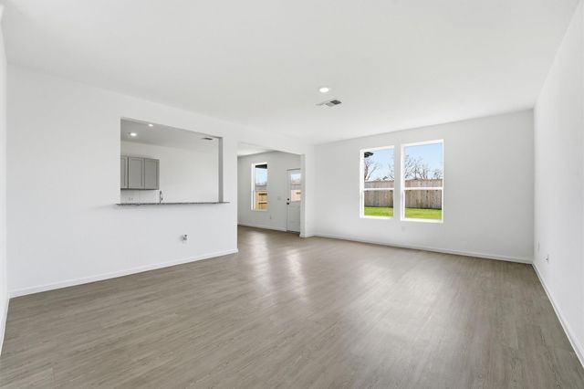 6814 Bens Landing, Cove, TX 77523